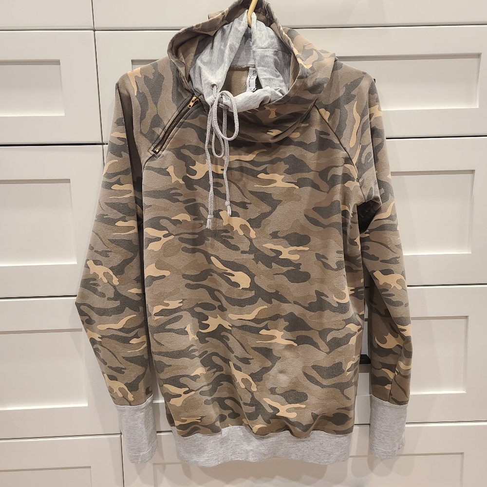 Camo hoode